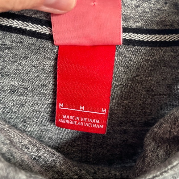 Nike “Just Do It” Sweatshirt - Womens Size Med - Gray Hooded Drawstring Pullover - Picture 4 of 8